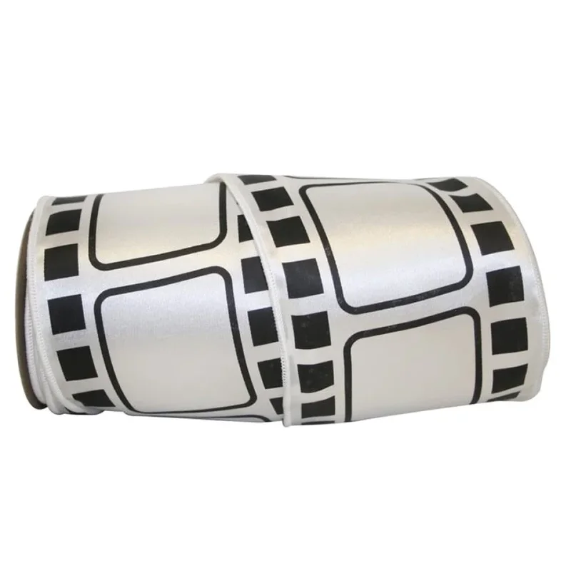 holiday-whimsy20260521153601387576