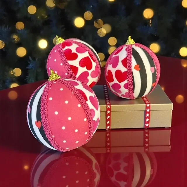 holiday-whimsy20260521172458403704
